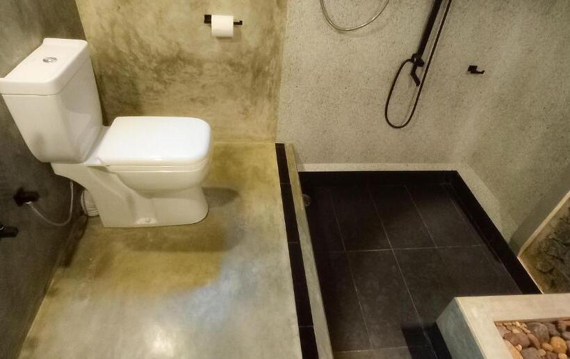 בית מלון כפרי Rain Forest Star