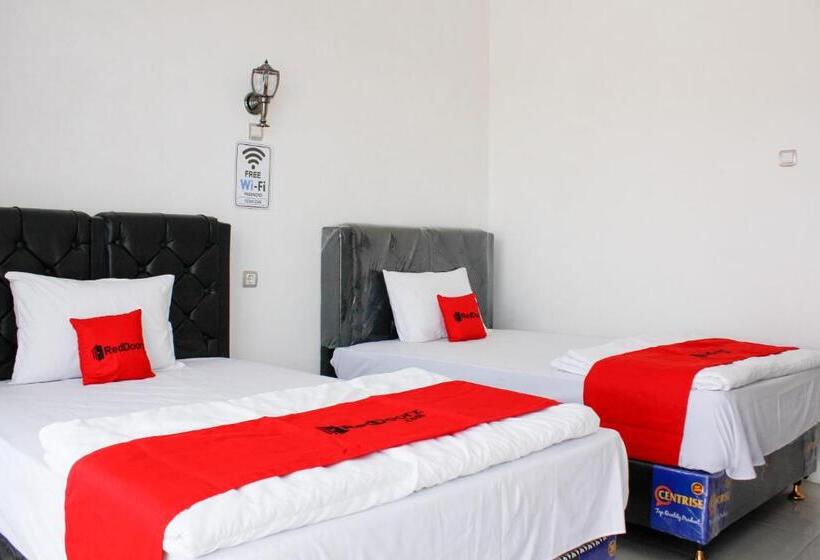 בית מלון כפרי Reddoorz Syariah Near Kawasan Wisata Gunung Prau Dieng