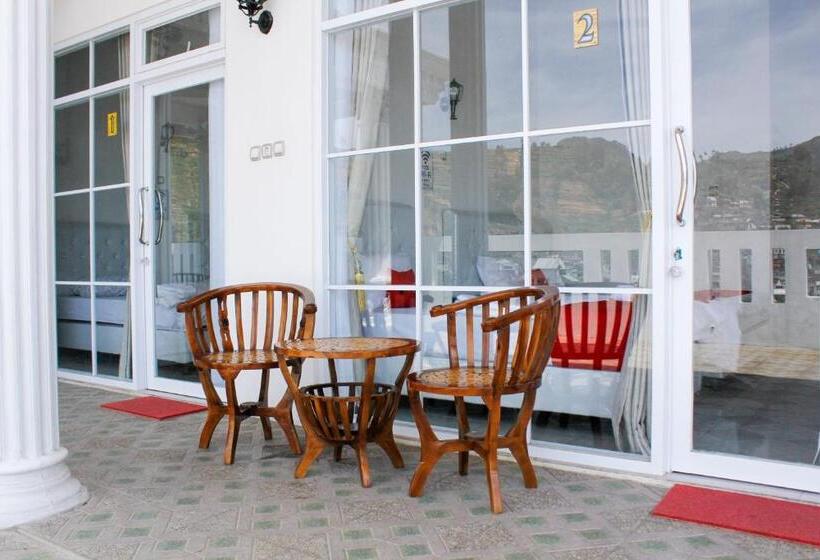 בית מלון כפרי Reddoorz Syariah Near Kawasan Wisata Gunung Prau Dieng