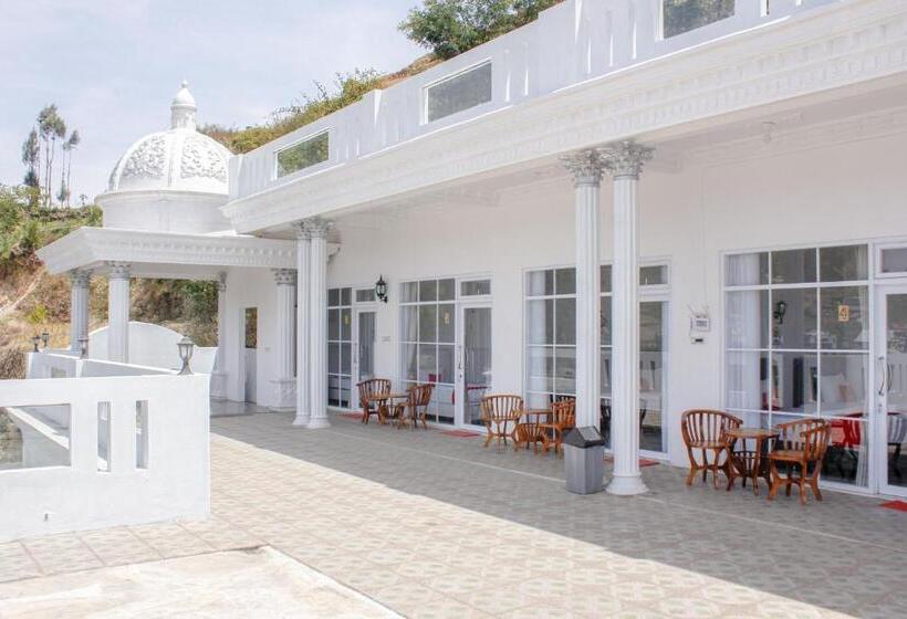 בית מלון כפרי Reddoorz Syariah Near Kawasan Wisata Gunung Prau Dieng