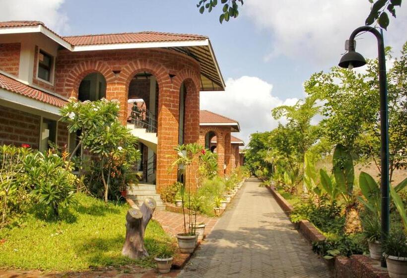 فندق Riverside County Resort