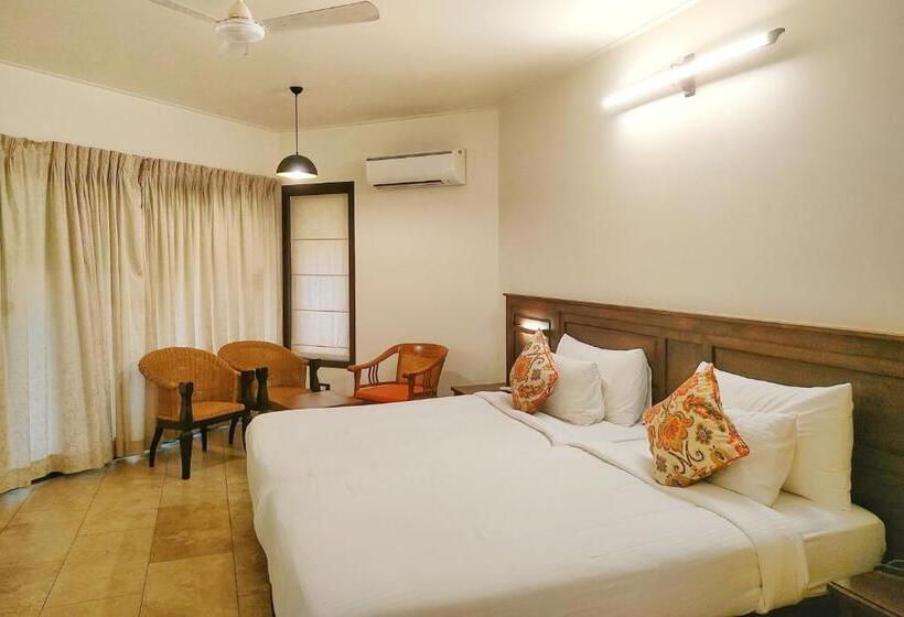 فندق Riverside County Resort