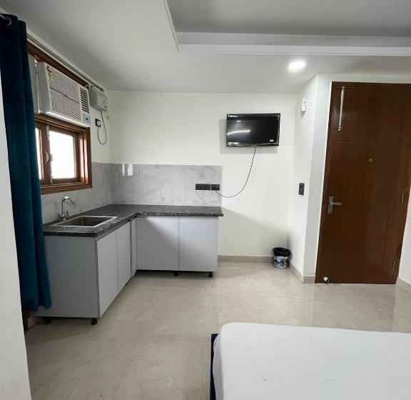 Отель Select City Inn