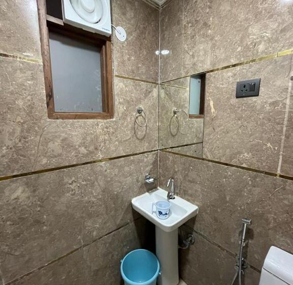 Отель Select City Inn