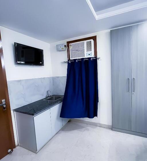 Отель Select City Inn