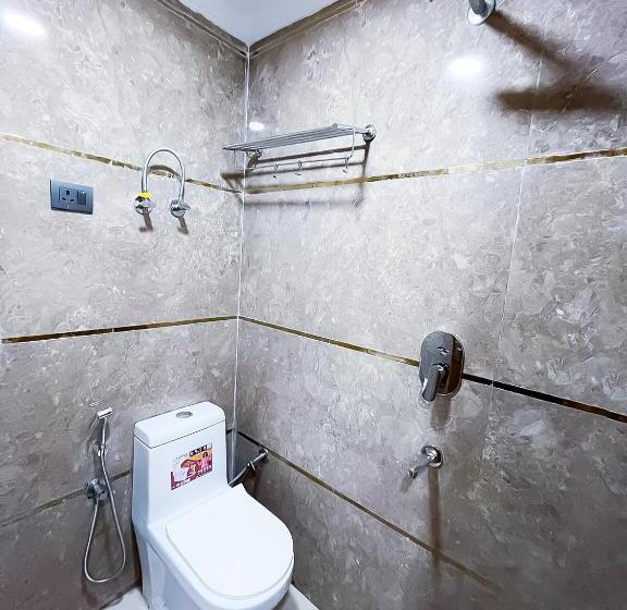 Отель Select City Inn