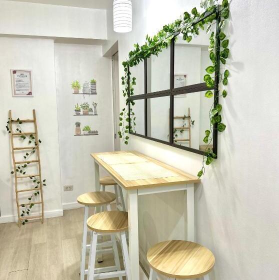 هتل S&n Azure Staycation