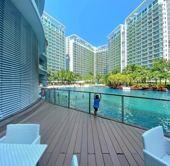 هتل S&n Azure Staycation