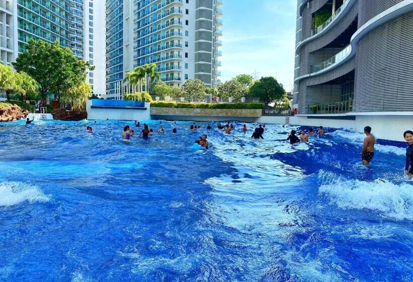 هتل S&n Azure Staycation