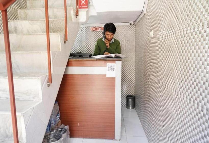 فندق Star Welcome