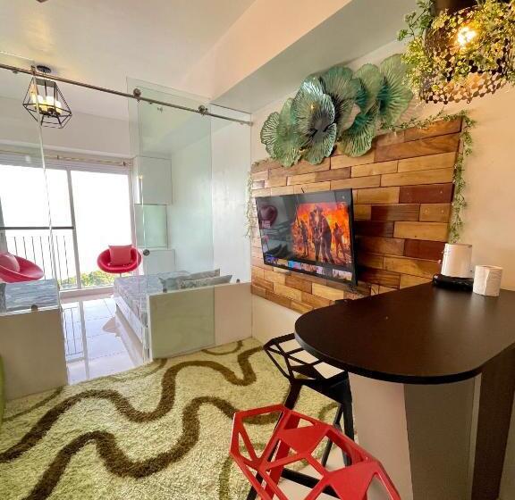 هتل Stunning Taal View Staycation In Tagaytay