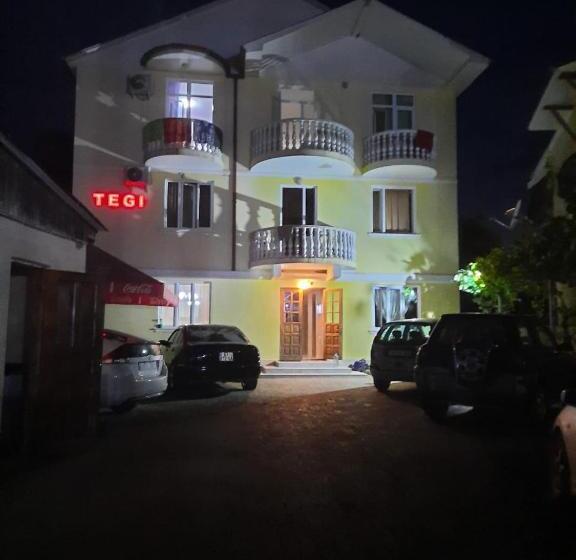 هتل Tegi