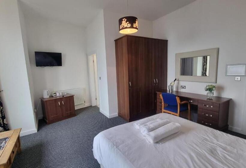 فندق The Queen Vic