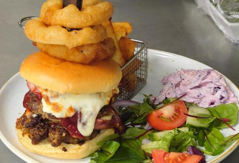 فندق The Queen Vic