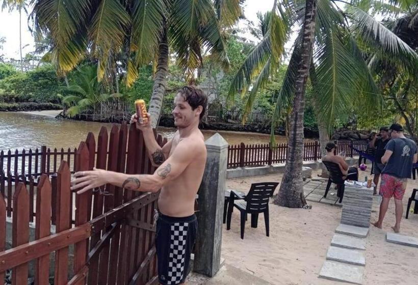 酒店 Shalza Ahangama