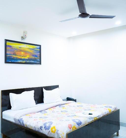 호텔 Tom Jungpura Chruch Road