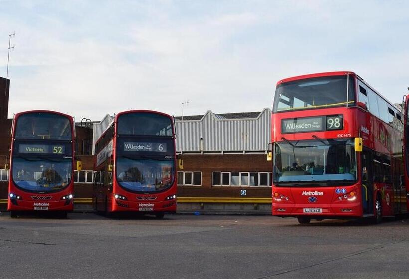 ホテル Twin Towerd