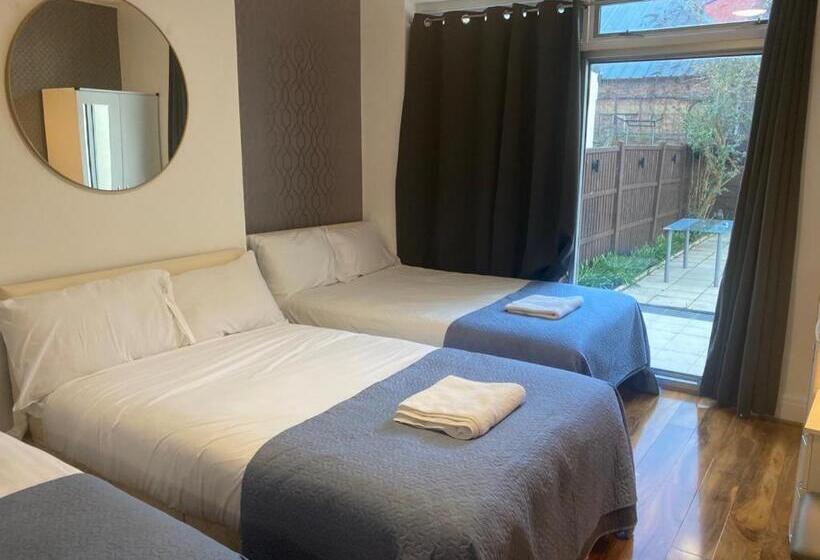 ホテル Twin Towerd