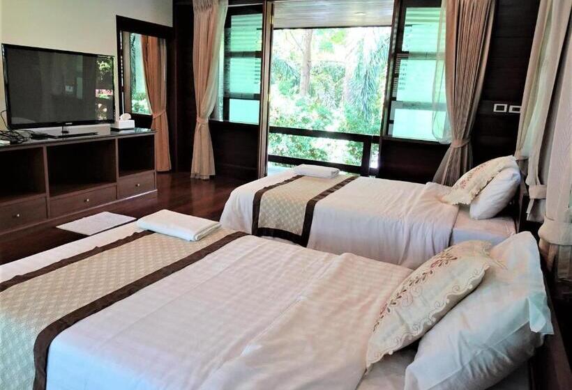 בית מלון כפרי West Wonder Riverside Resort