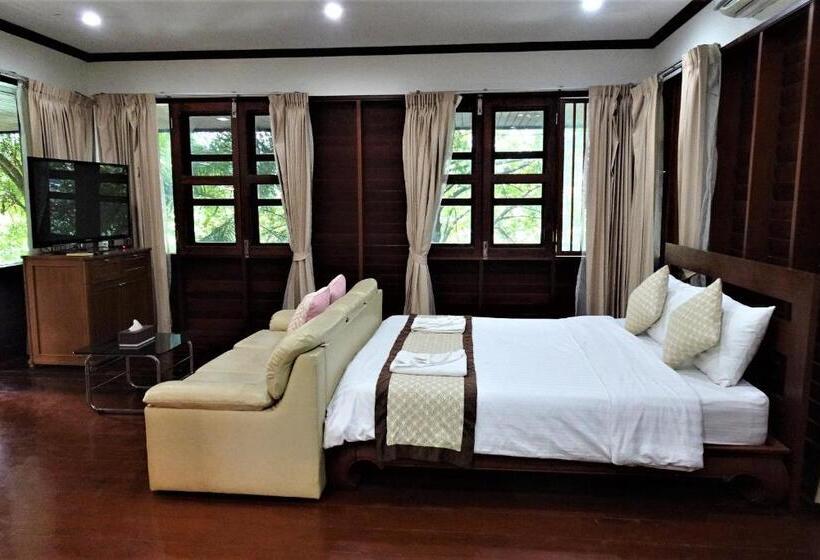 בית מלון כפרי West Wonder Riverside Resort