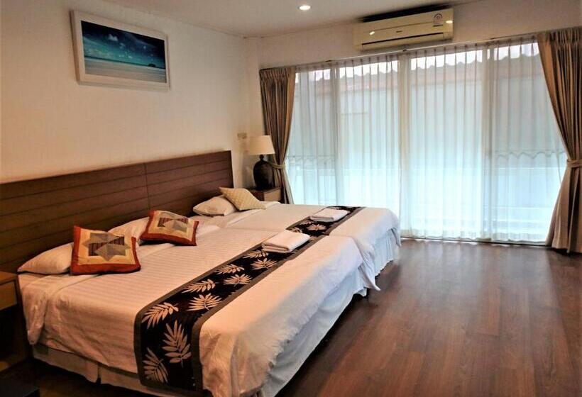 בית מלון כפרי West Wonder Riverside Resort