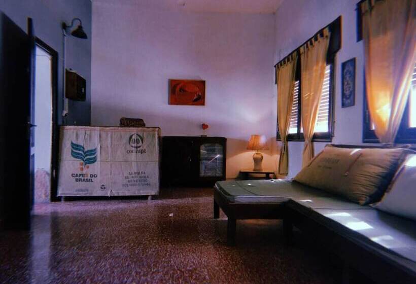 Jaracanda Hostel San Marcos