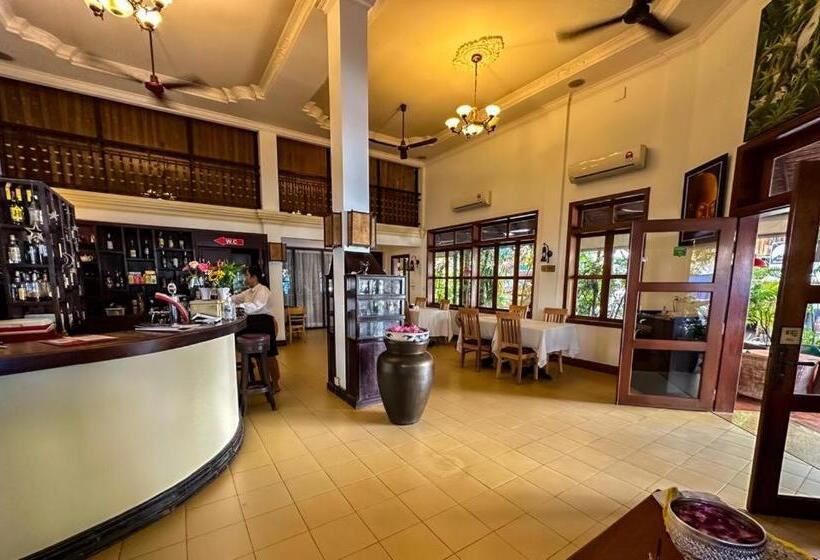 Maison Arnica Hotel & Restaurant