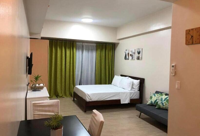 Naia Megaworld Condo Balay 81