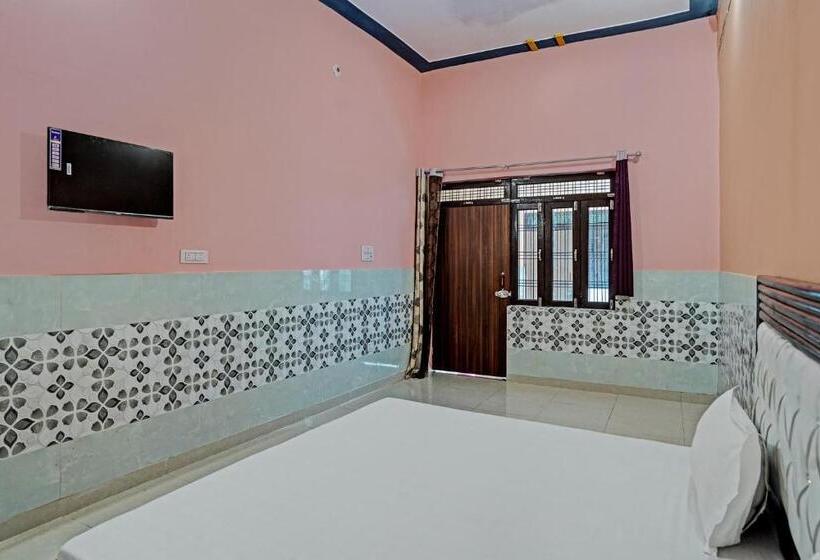 Oyo 81458 Hotel Pk