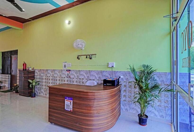Oyo 81458 Hotel Pk