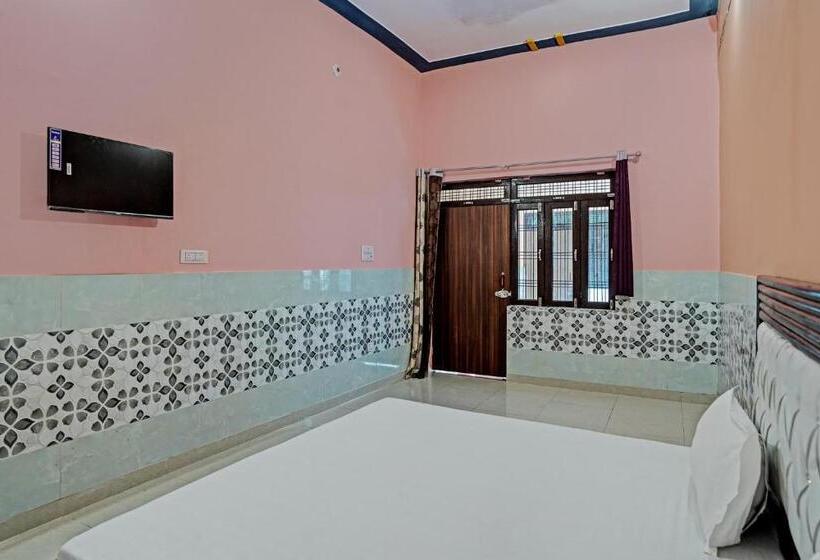 Oyo 81458 Hotel Pk