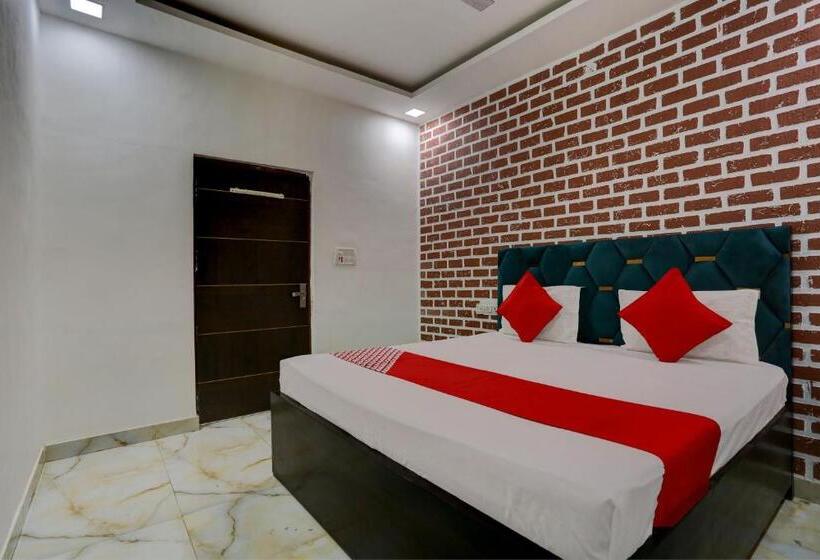 Oyo Flagship Hotel Star Blue