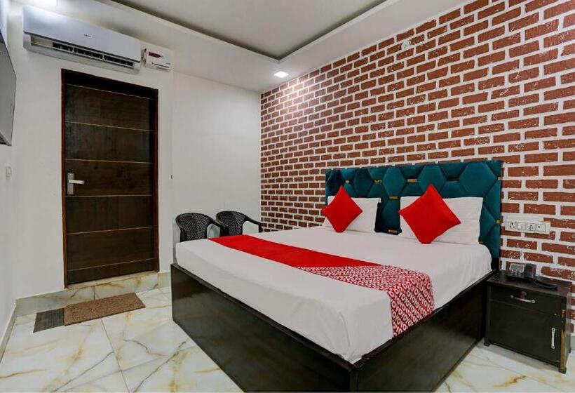 Oyo Flagship Hotel Star Blue