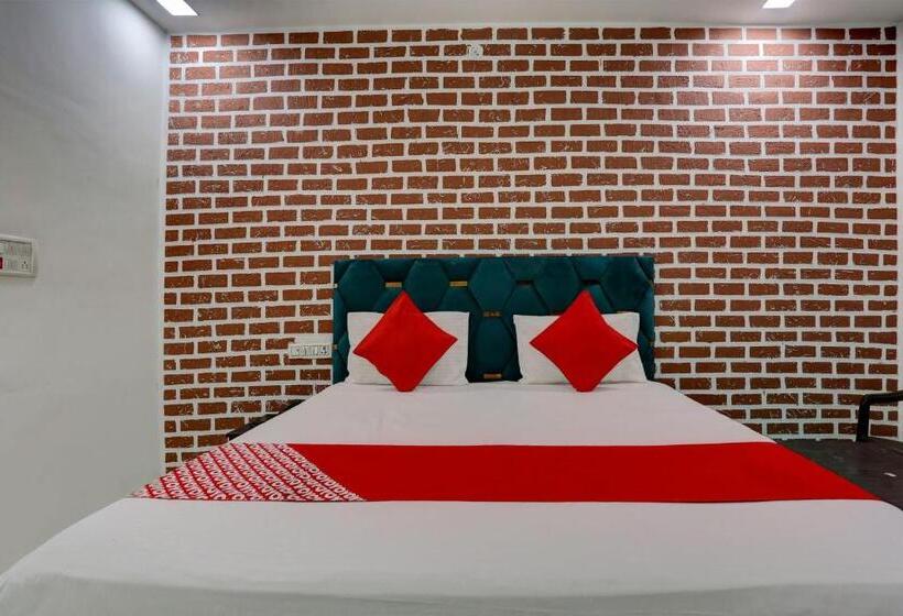 Oyo Flagship Hotel Star Blue