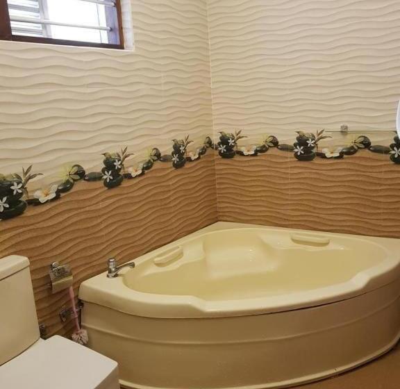 Пансион Birds Paradise Holiday Rooms Kamburugamuwa