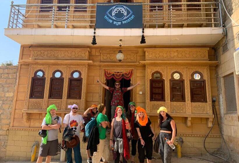 پانسیون Blue Eye Hostel