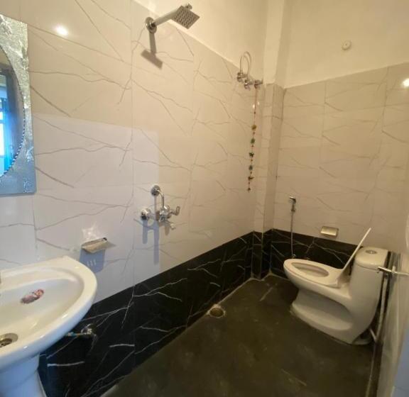 پانسیون Blue Eye Hostel