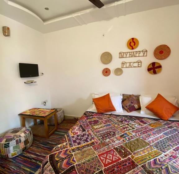 پانسیون Blue Eye Hostel