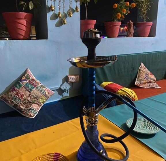 پانسیون Blue Eye Hostel