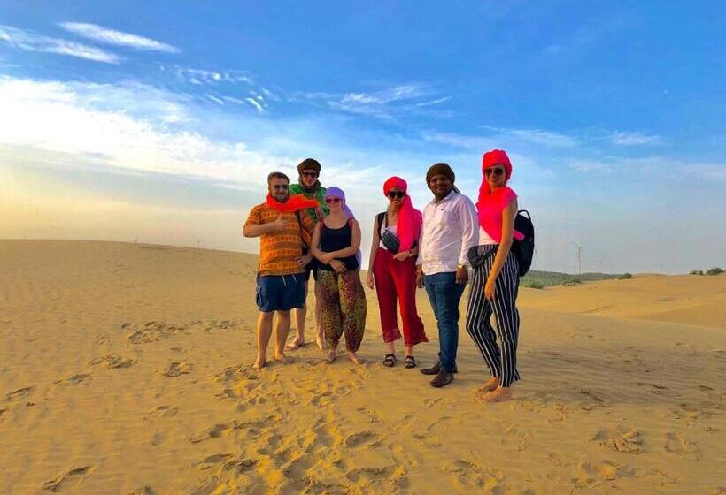 پانسیون Blue Eye Hostel