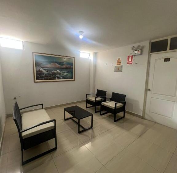 پانسیون Costa Bella