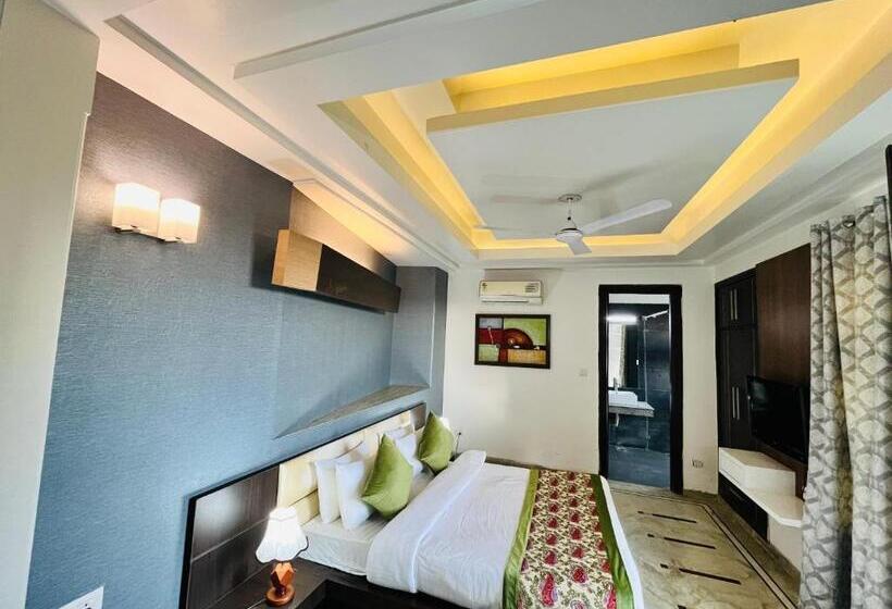 Пансион Dayal Regency Near Imt Chowk Manesar, Manesar