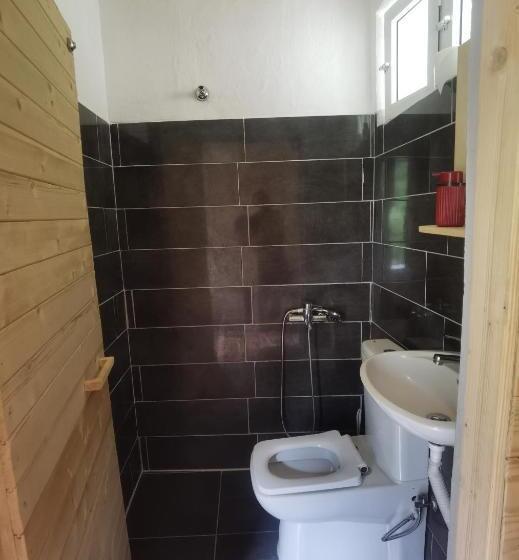 펜션 Guesthouse Artani,