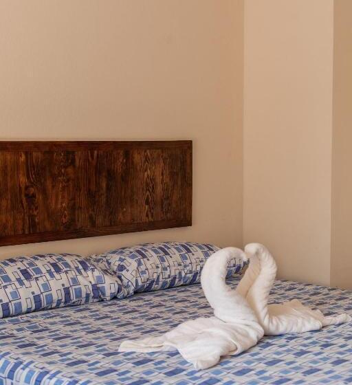 بنسيون Isla Bonita