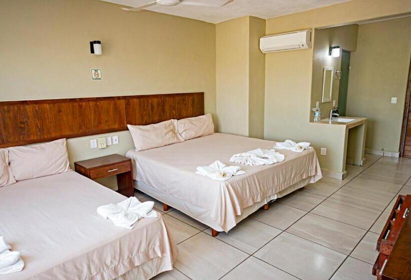 بنسيون Isla Bonita