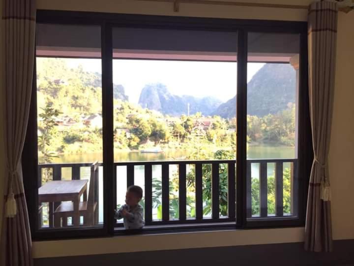 ペンション Khamphan Guesthouse