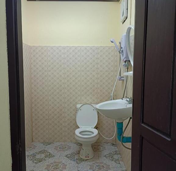 ペンション Khamphan Guesthouse