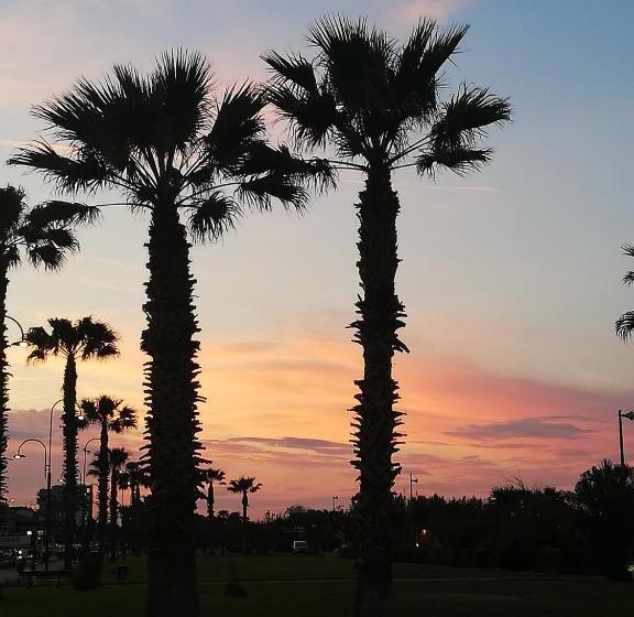 بنسيون La Dimora Di Lola Affittacamere