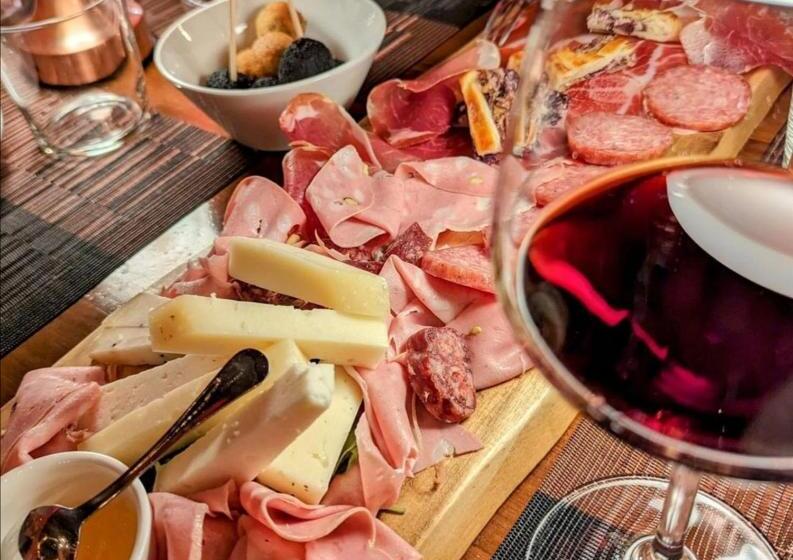 بنسيون La Dimora Di Lola Affittacamere