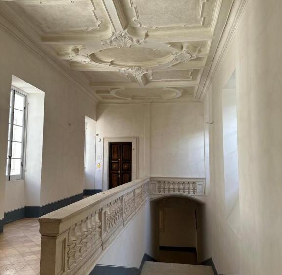 پانسیون Casa Colonna Suite Della Torre